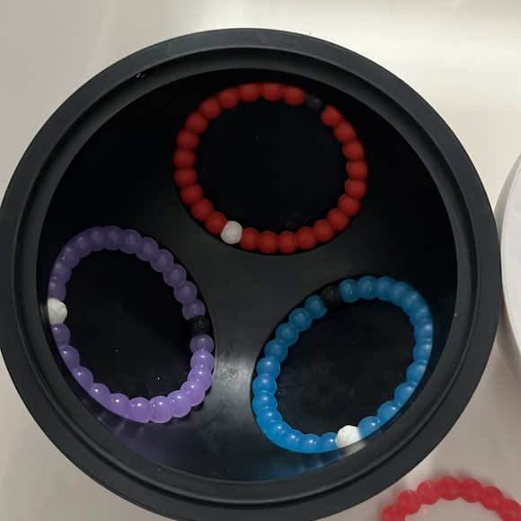 lokai Bracelet set plus extra bracelet - Picture 2 of 7